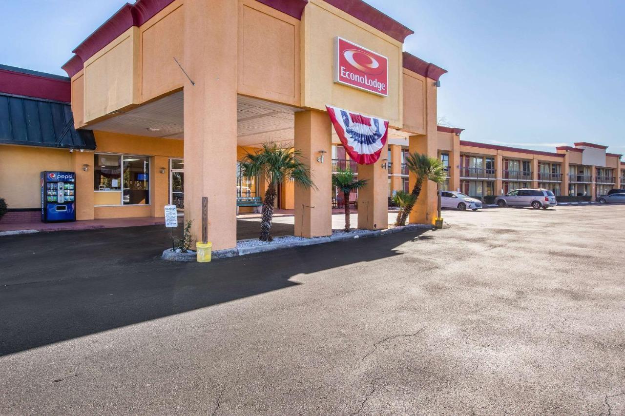 Econo Lodge Choice Hotels I 95 Savannah Gateway 24 Hour Fitness Center On Site Guest Laundry On Site Perkins Restaurant Exterior foto